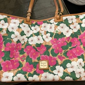 Dooney and Bourke large tote